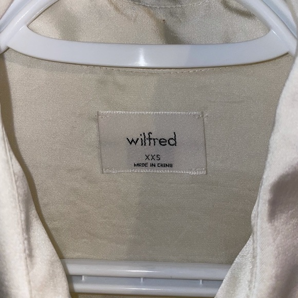 Aritzia Wilfred Silk Blouse - Picture 2 of 3